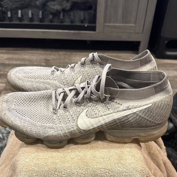 Nike Men's Gray VaporMax Sneakers - Picture 2 of 2